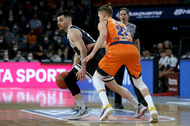 为球队提供 为球队提供