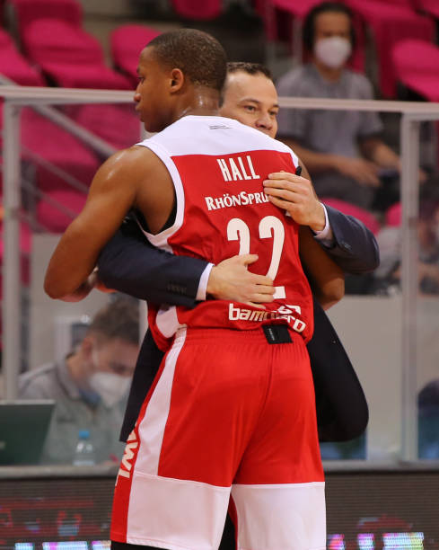 劳森凭借精 劳森凭借精