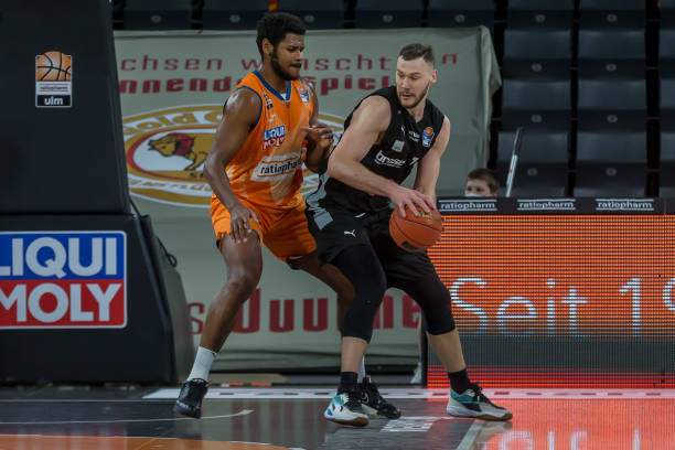 任体育总监 任体育总监